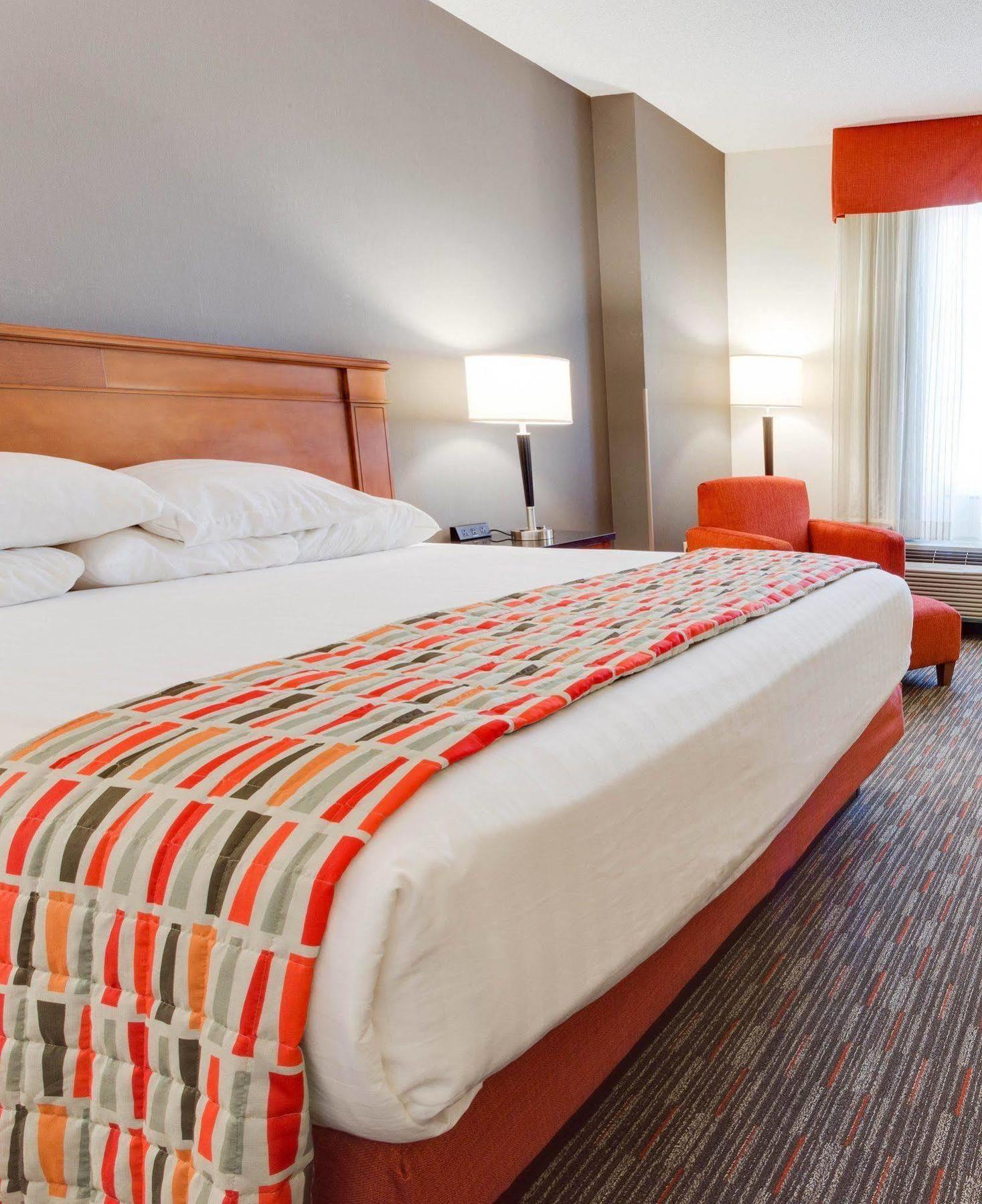 Drury Inn & Suites Гринвилл Экстерьер фото
